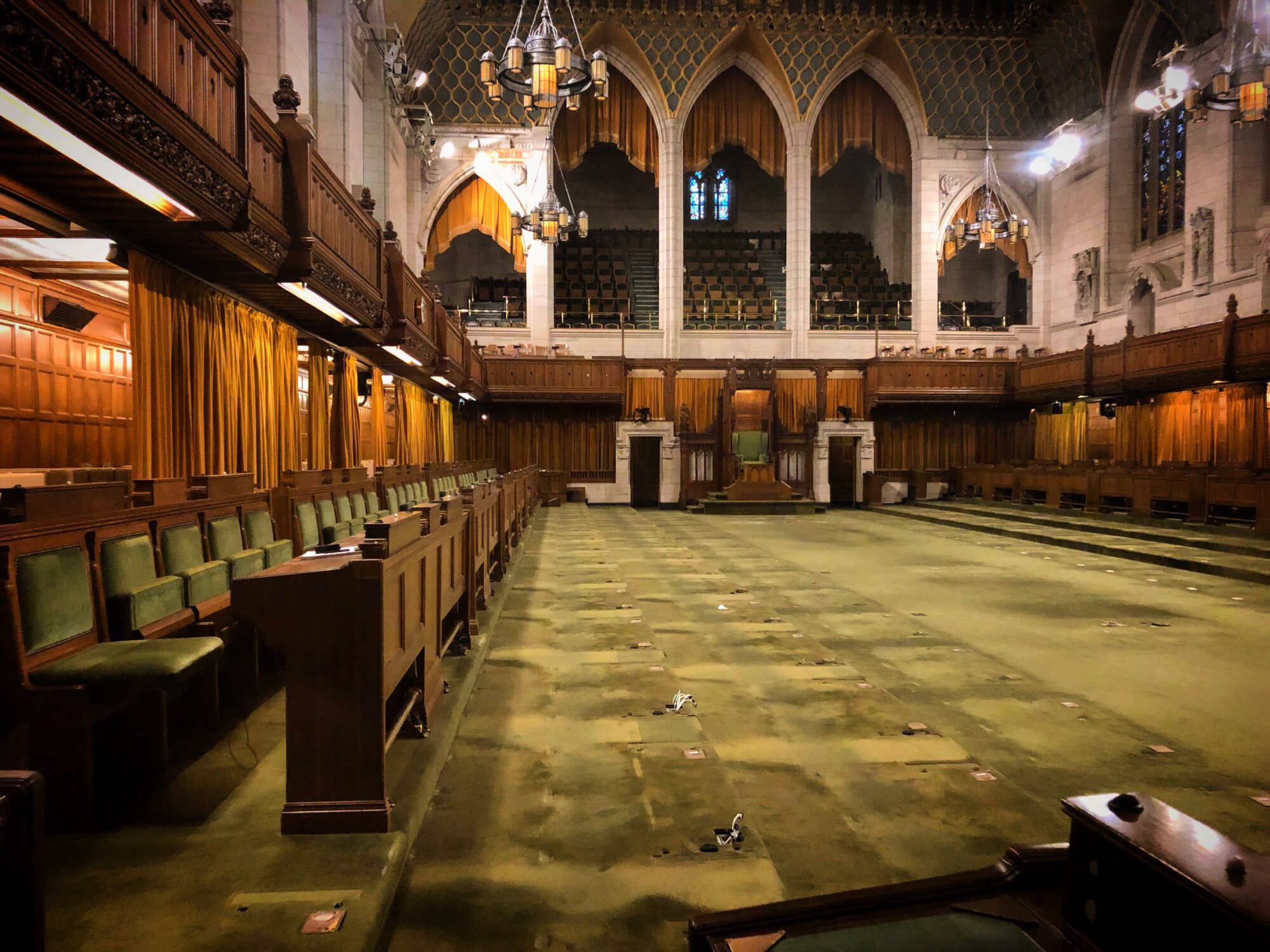 Floor-Crossing vs. Party-Democracy